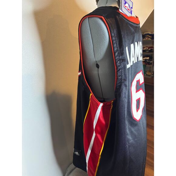LeBron James Miami Heat Nike Jersey - Picture 3 of 5